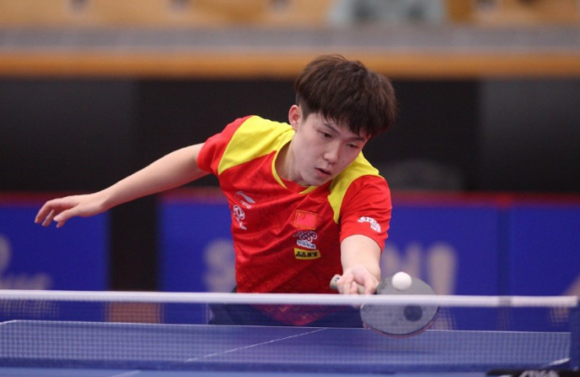 一边是曾经 一边是曾经