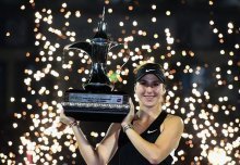 这背后潜藏 这背后潜藏